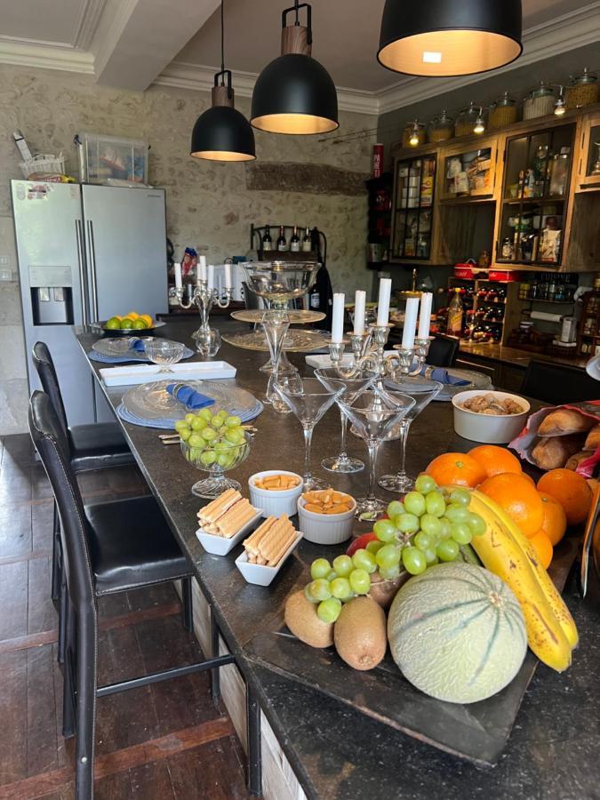 Le Loriot Bed & Breakfast Champagne-et-Fontaine Exterior foto