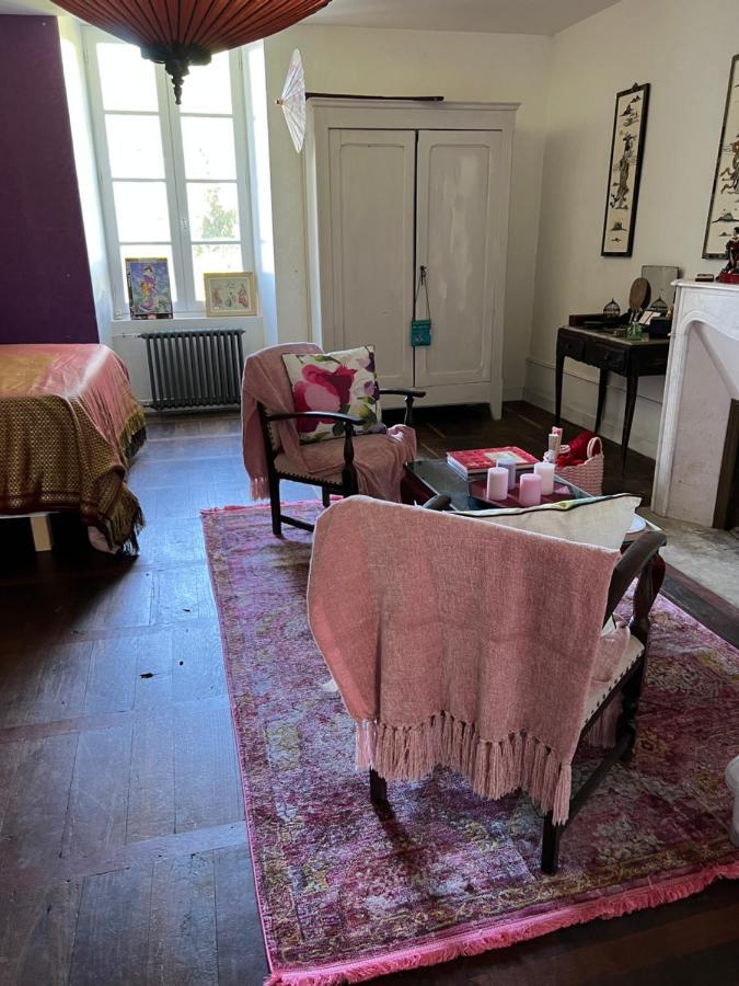 Le Loriot Bed & Breakfast Champagne-et-Fontaine Exterior foto